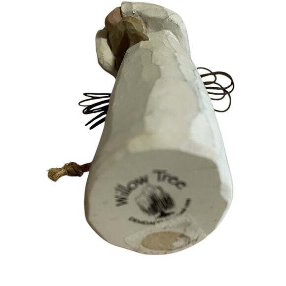 1999 Susan Lordi Willow Tree Angel of Friendship Holding Puppy dog 5" Ornament - Picture 5 of 7